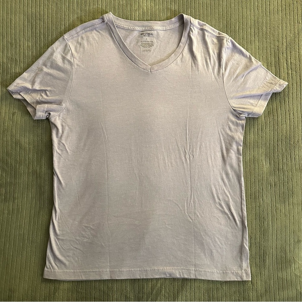 Arizona Jean Co. Light Gray Purple V-Neck Tee